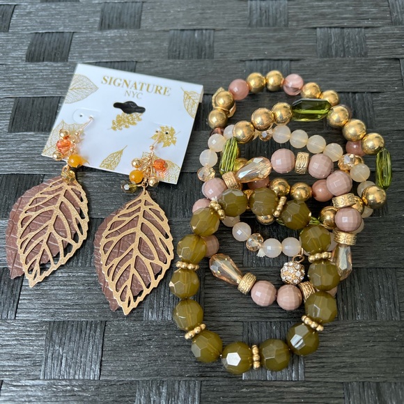 Fashion Jewelry Set - Picture 1 of 6